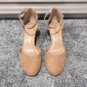 A New Day nude/tan colored wedges, Size 7 1/2.